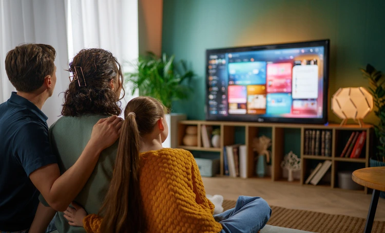 family-watching-tv-at-home-2025-10-21-02-58-12-utc family-watching-tv-at-home-2025-10-21-02-58-12-utc