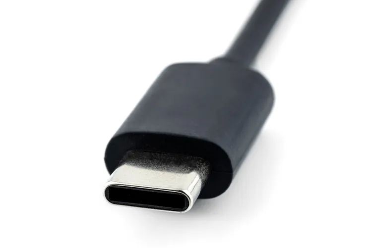 macro-shots-of-the-usb-3-1-type-c-cable-isolated-2026-01-09-01-07-04-utc 